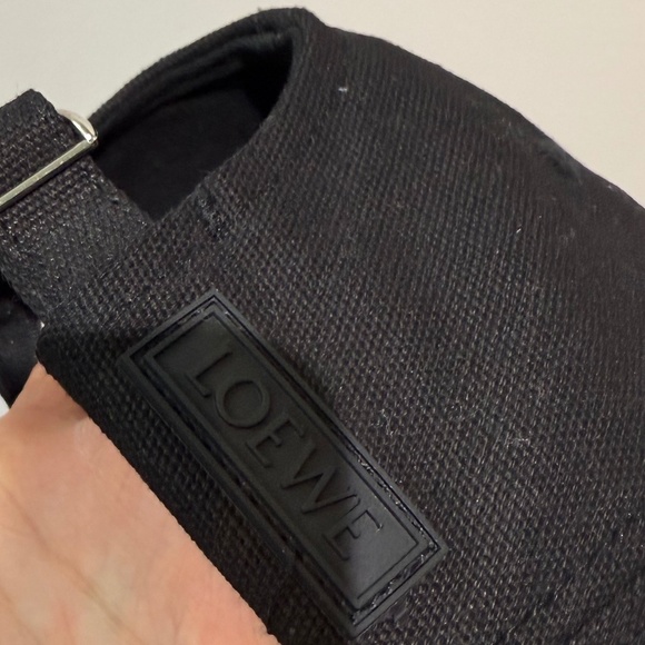 The loewe Black Cap